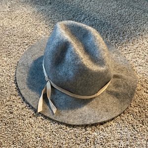 Small to medium hat from Old Navy